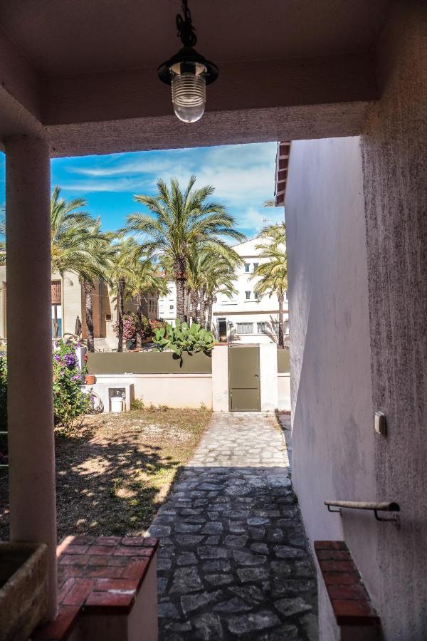 Le Galli En Plein Coeur De Sanary Esterno foto